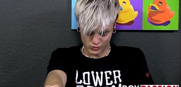  Sexy horny twink Jason Valencia loves hosting a live show